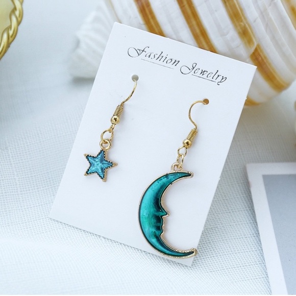Celestial 💫 Earrings Moon Star Dangly Gold Green Blue Rich Iridescent - Picture 7 of 7